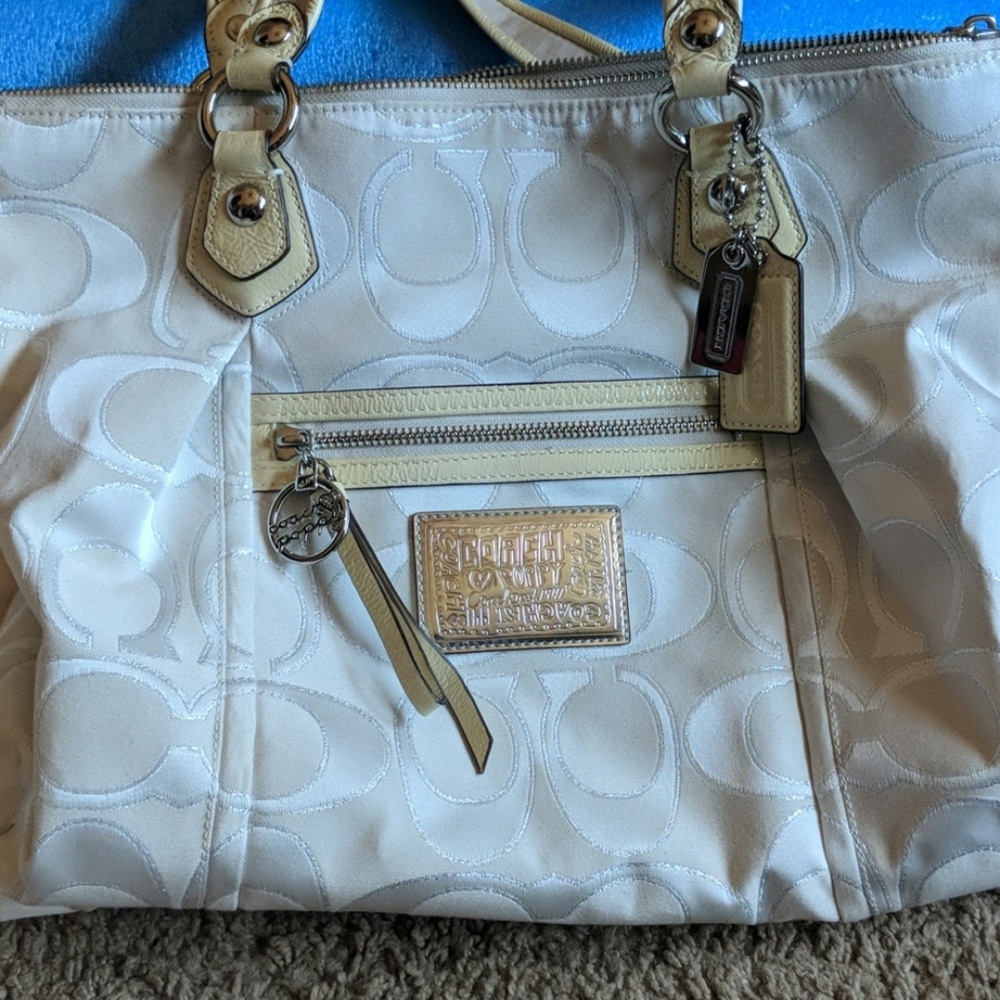 Authentic Coach Poppy Purse w/ protection bag
